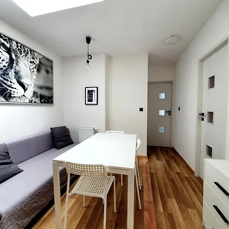 5 Pokoi I Salon - Wrzeszcz * Gdańsk