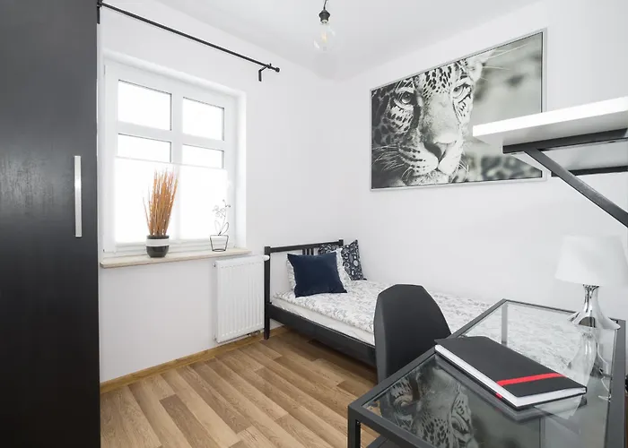 5 Pokoi I Salon - Wrzeszcz * 格但斯克