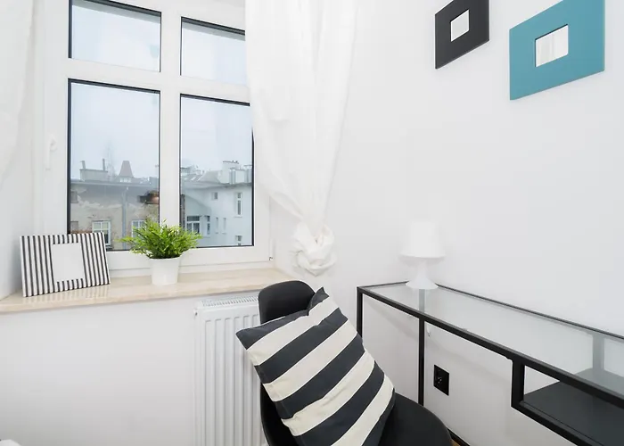 5 Pokoi I Salon - Wrzeszcz *