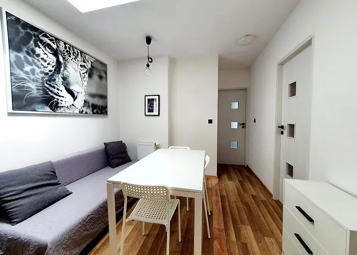 5 Pokoi I Salon - Wrzeszcz * 格但斯克