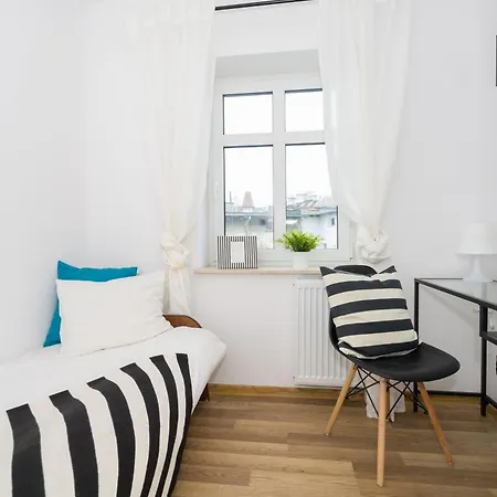 5 Pokoi I Salon - Wrzeszcz Apartamento *
