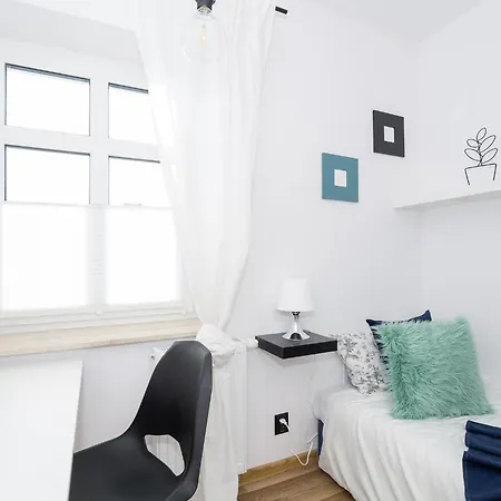5 Pokoi I Salon - Wrzeszcz Apartamento
